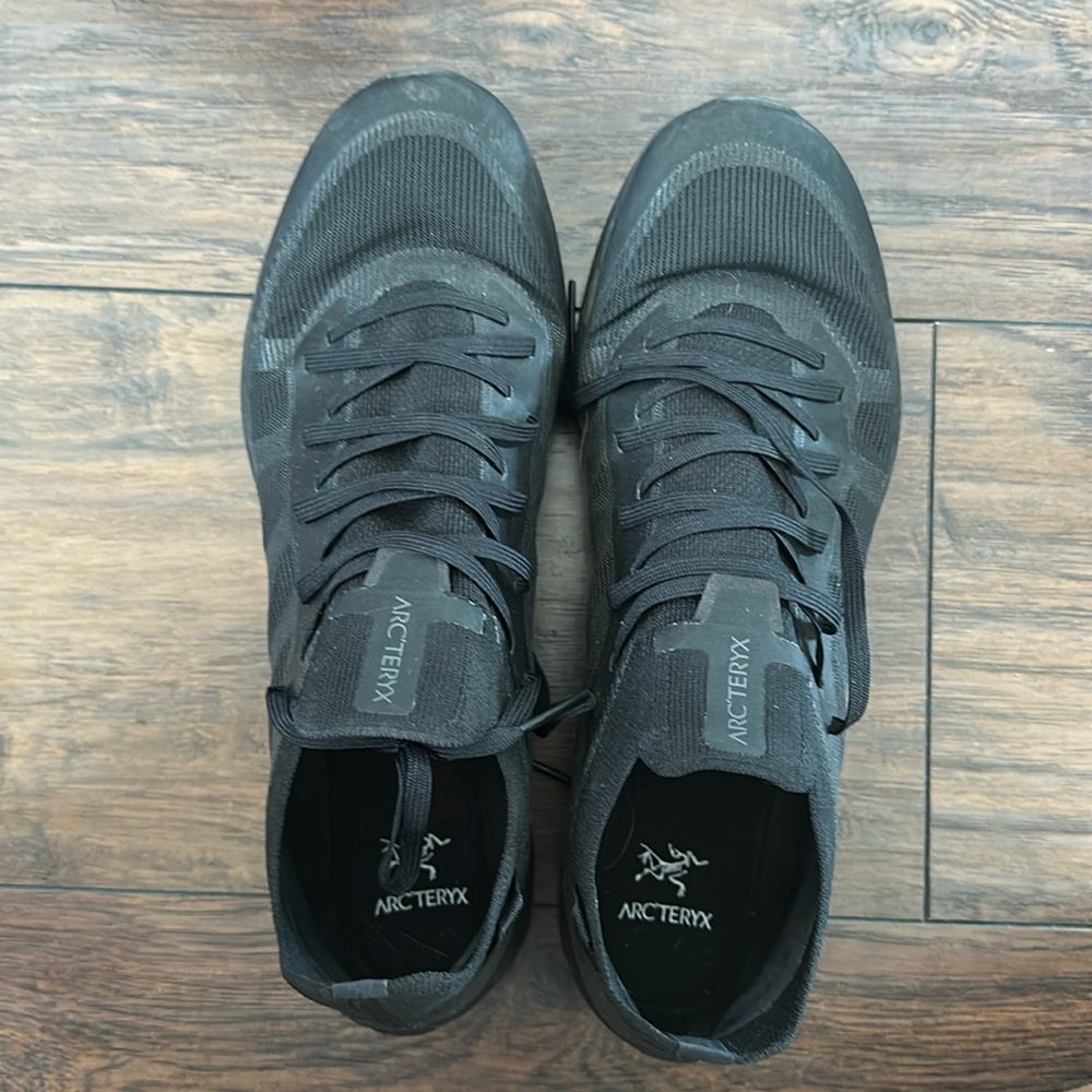 Women’s Arcteryx norvan SL